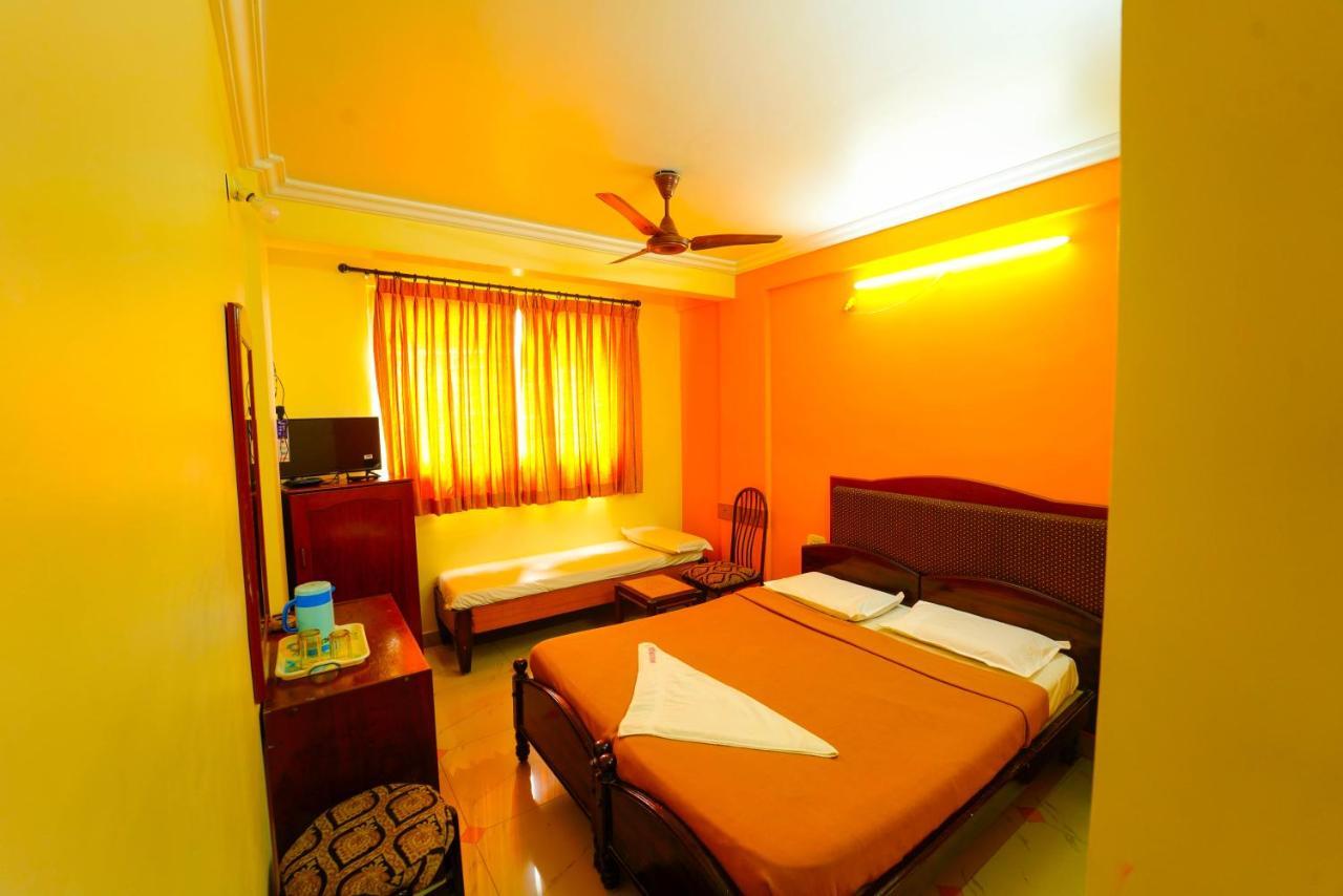 Amogha Residency Hotel Mysore Luaran gambar