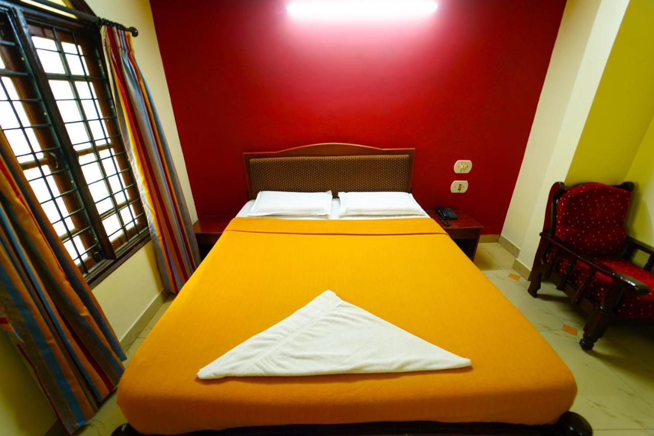Amogha Residency Hotel Mysore Luaran gambar